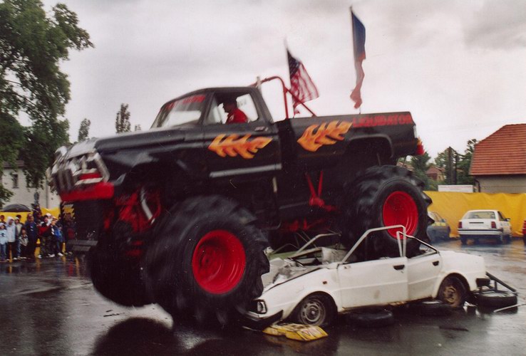 Big foot show